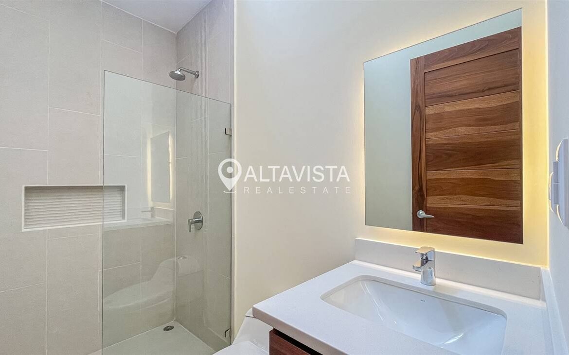 Casa en venta Condominio Puerto España Cartago