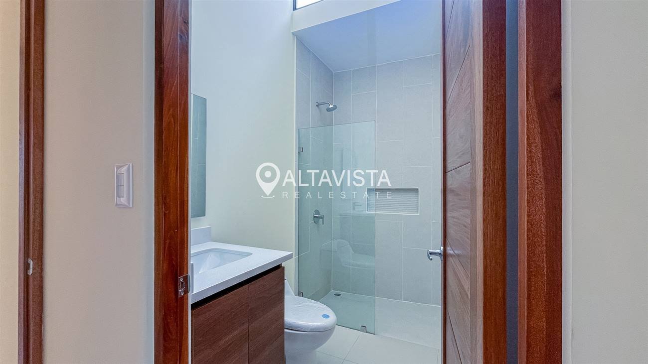 Casa en venta Condominio Puerto España Cartago