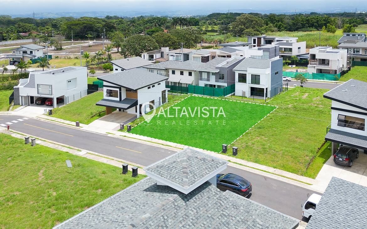 Lote en venta Condominio Villa del Sol