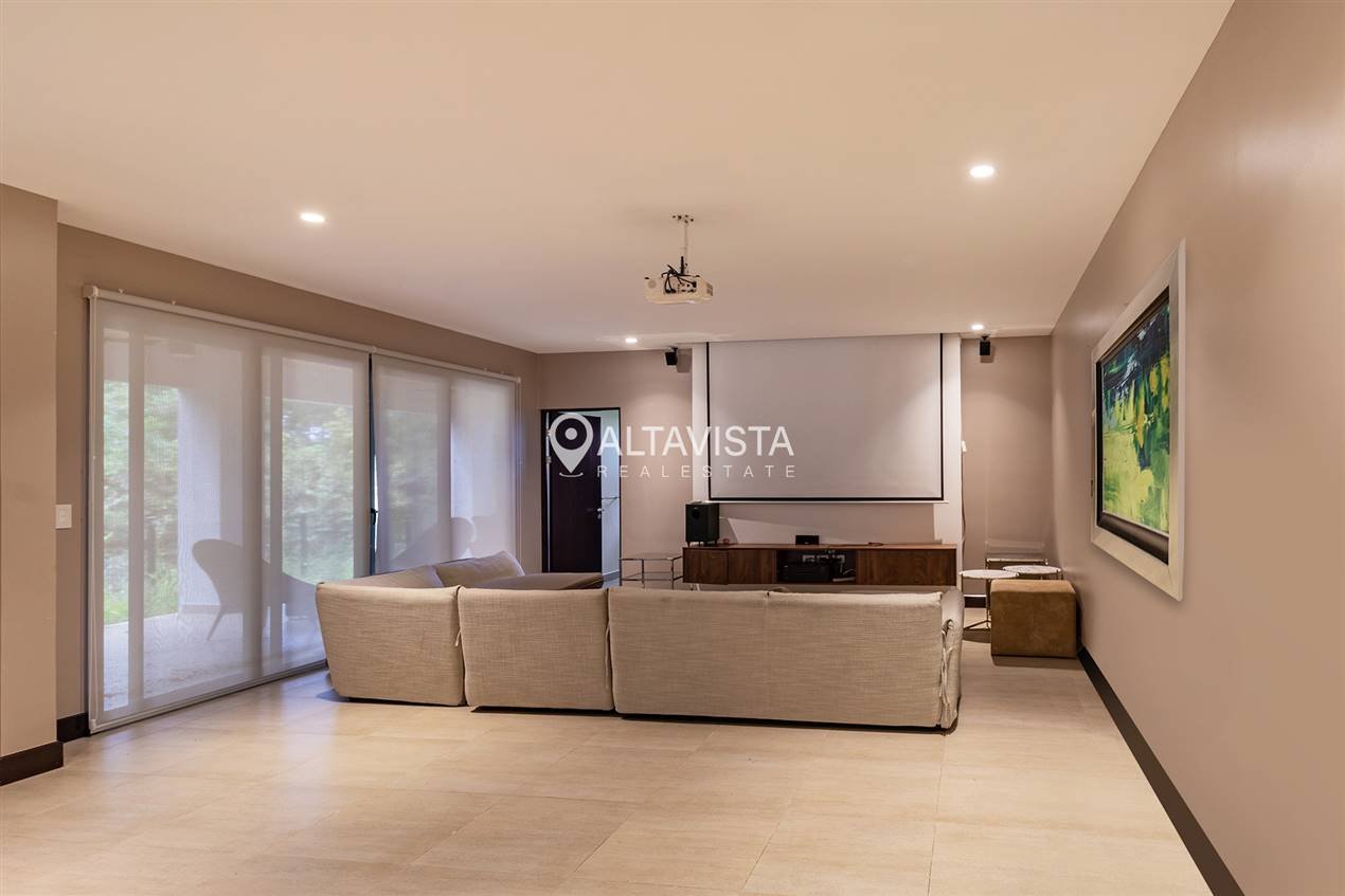 Casa en venta Condominio Lomas del Valle Santa Ana