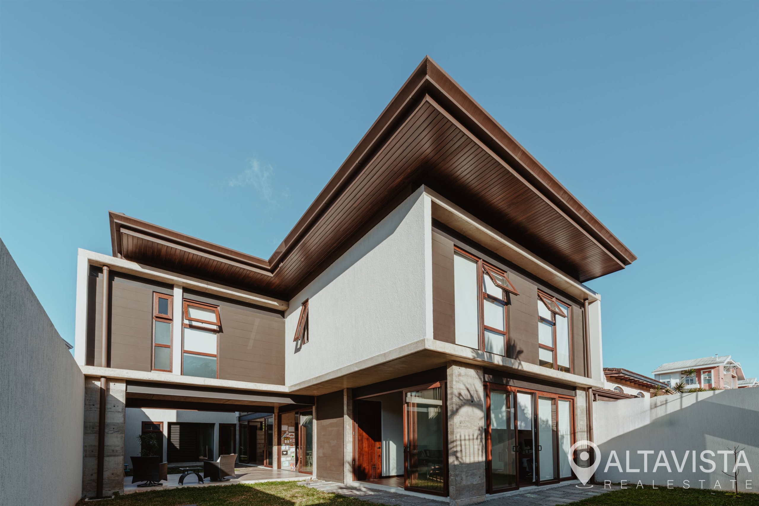 Alquiler de Casa en vía ciprés