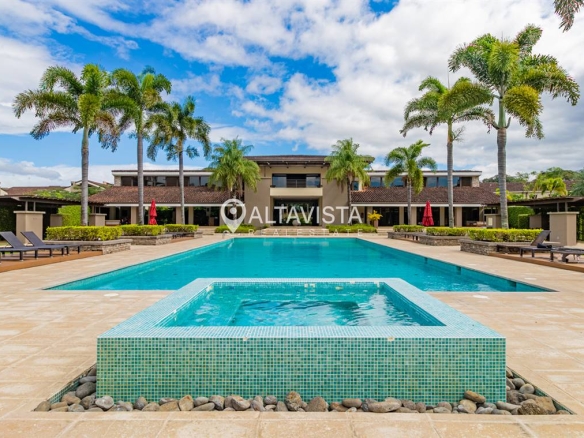 Amenidades Parque del Sol