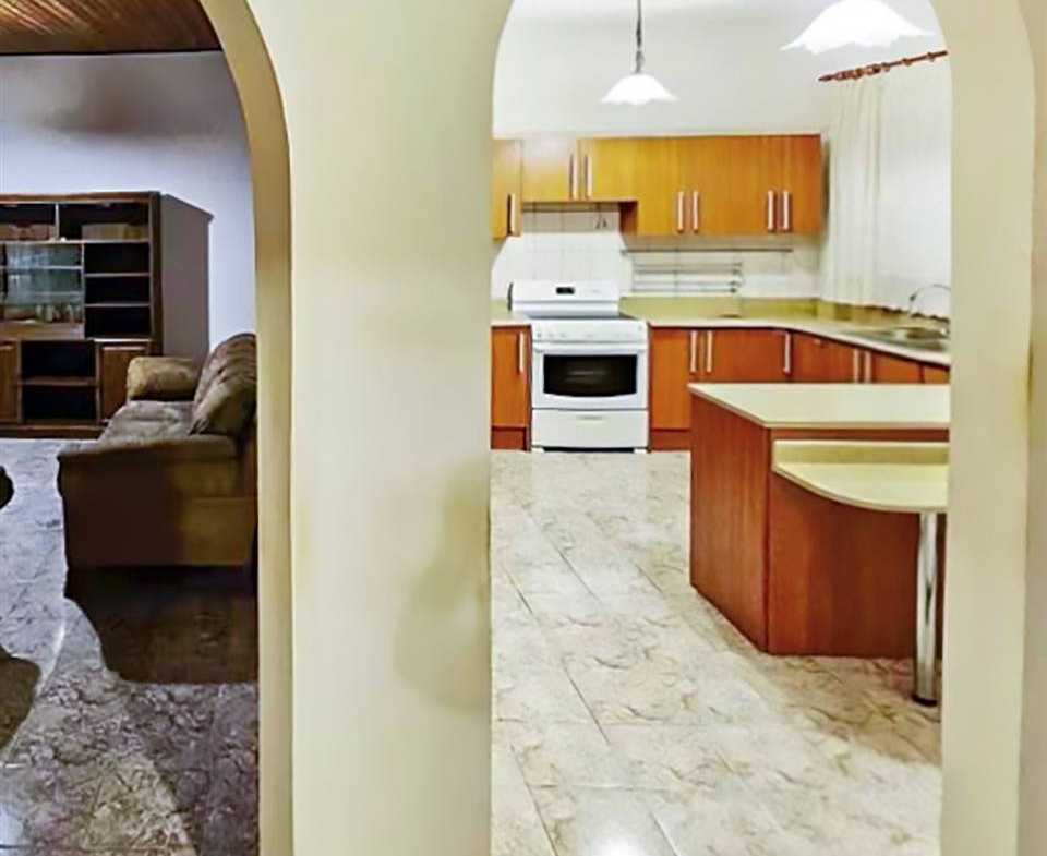 Apartamento lomas de ayarco sur