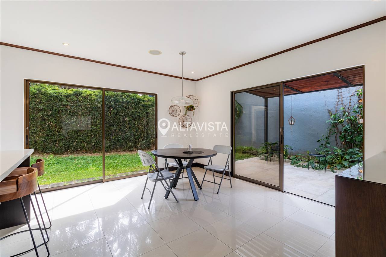 Casa Condominio Acacias Escazú