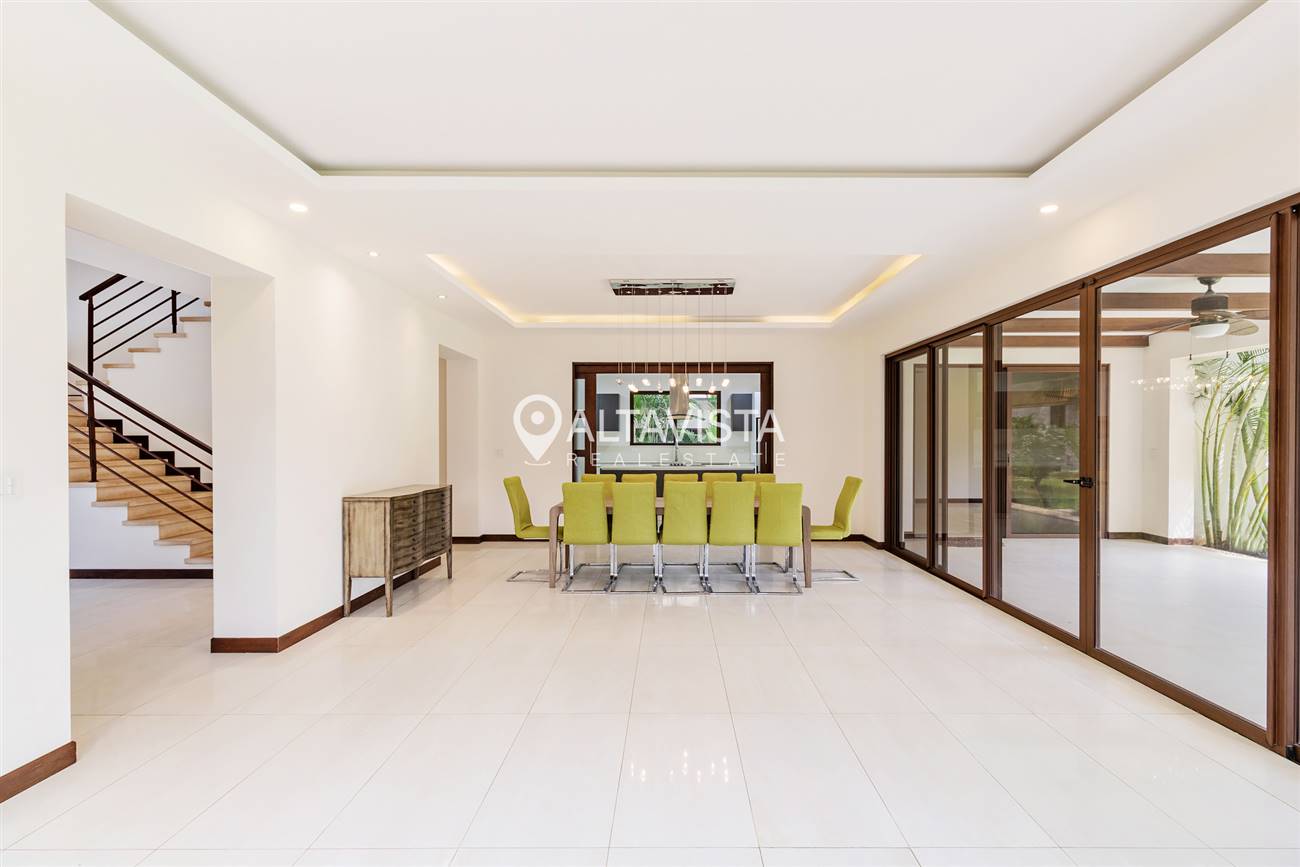 Condominio NYA Lindora