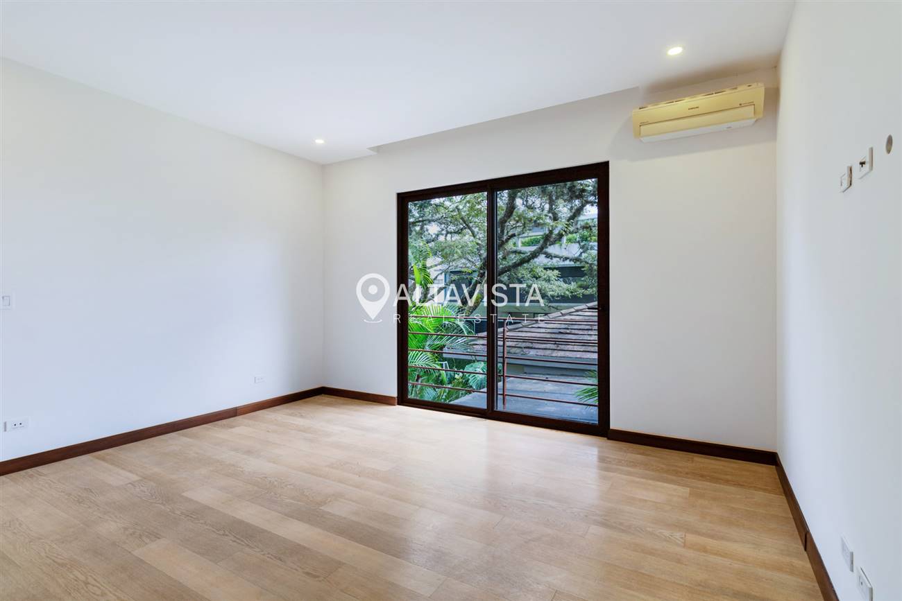 Condominio NYA Lindora