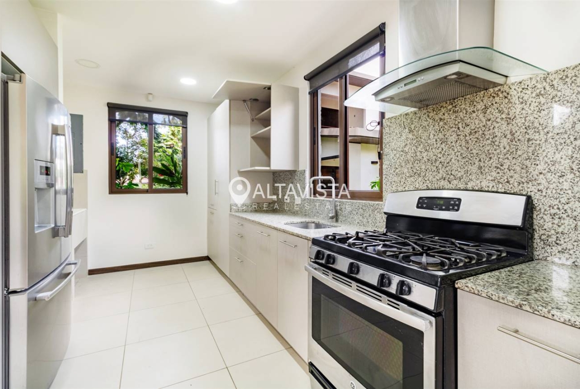 Condominio NYA Lindora