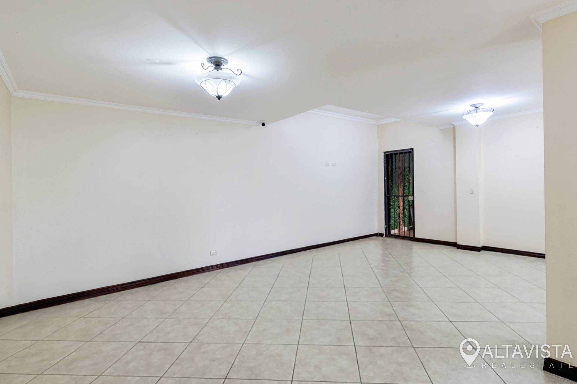 Condominio en Pinares de Curridabat