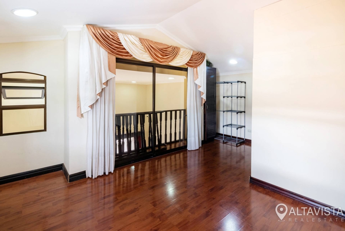 Condominio en Pinares de Curridabat