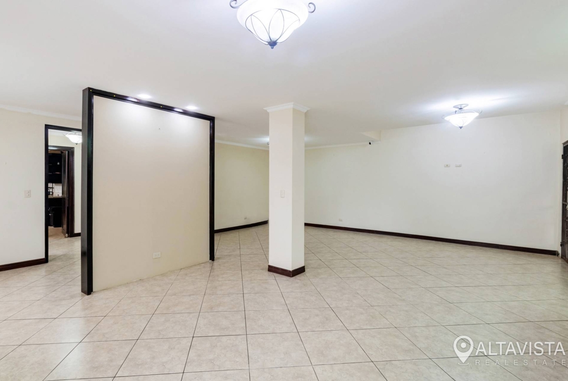 Condominio en Pinares de Curridabat