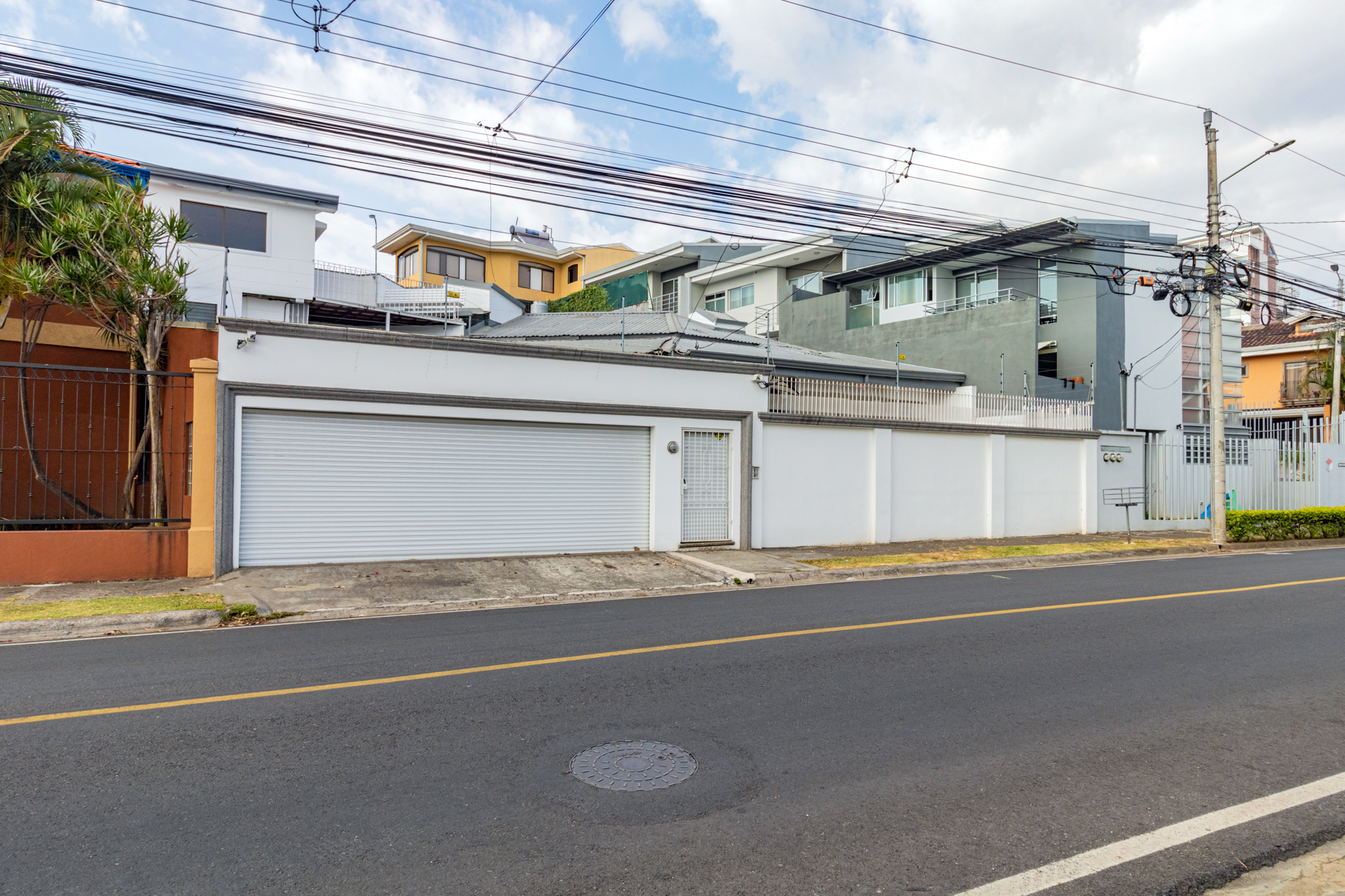 Casa en Alquiler con balcon Guayabos Curridabat