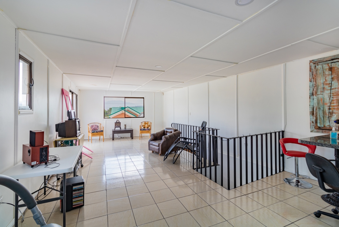 Casa en Alquiler con balcon Guayabos Curridabat