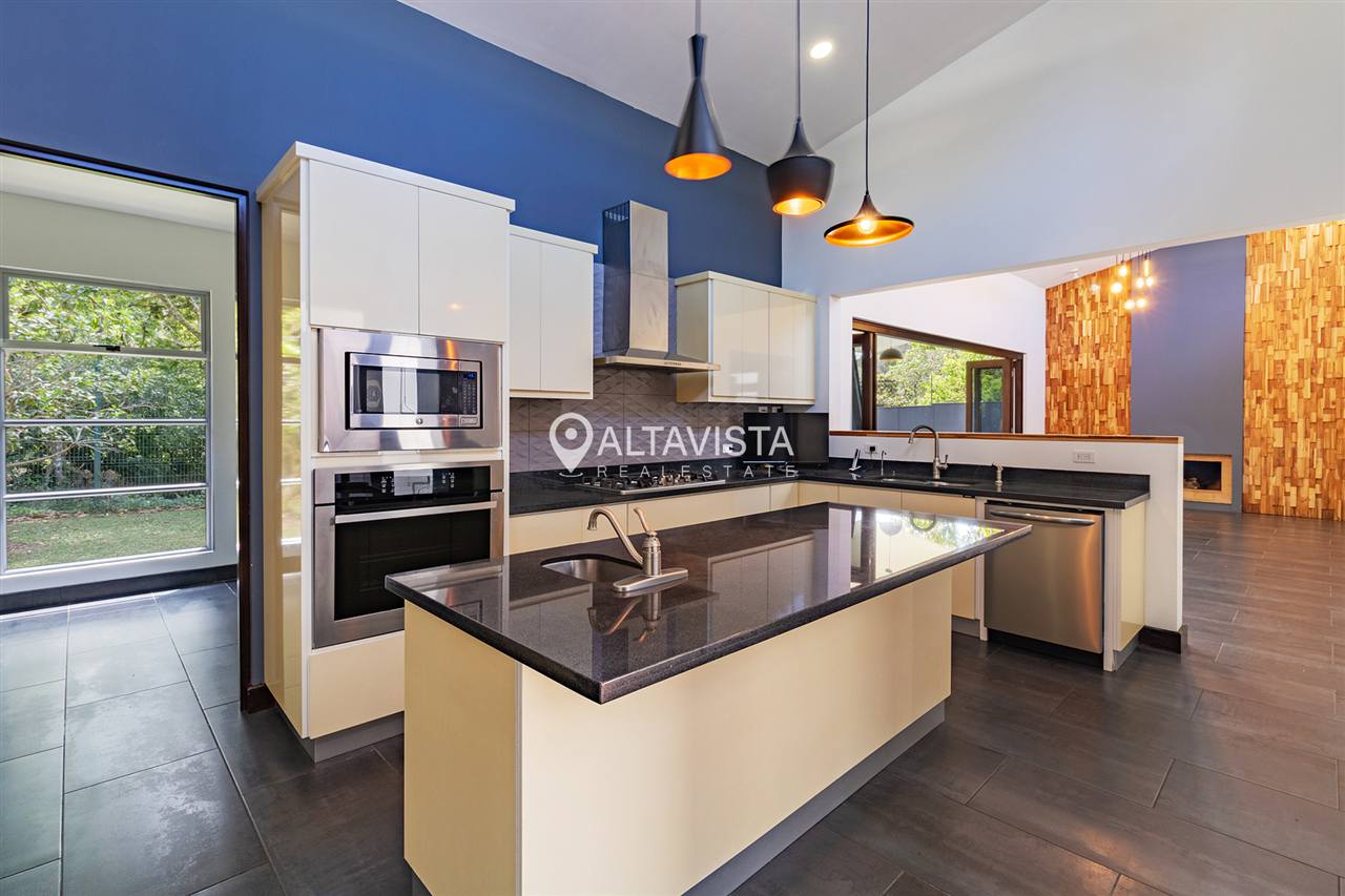 Casa en Venta Heredia