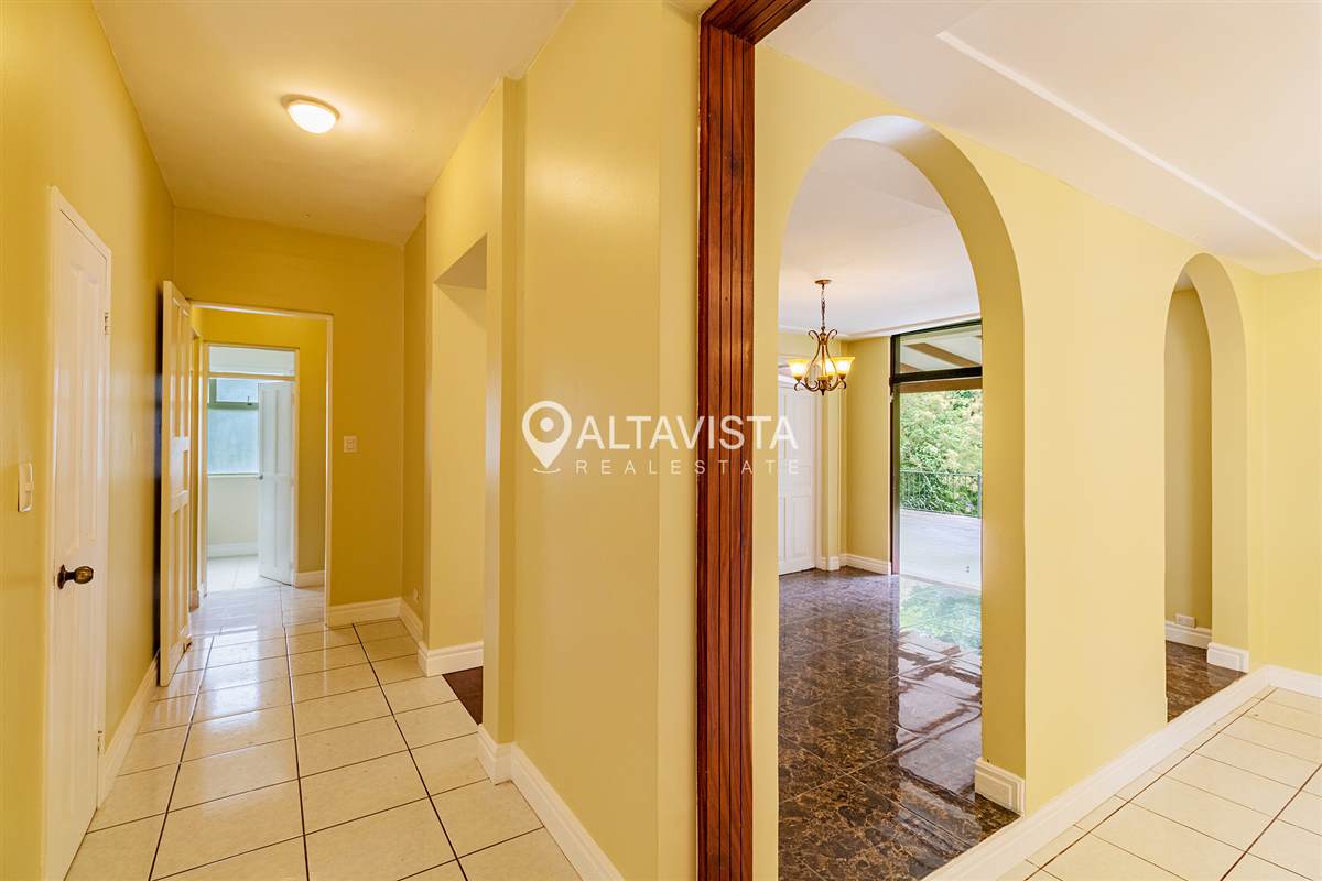 Casa en Venta Residencial Apacibles Valles