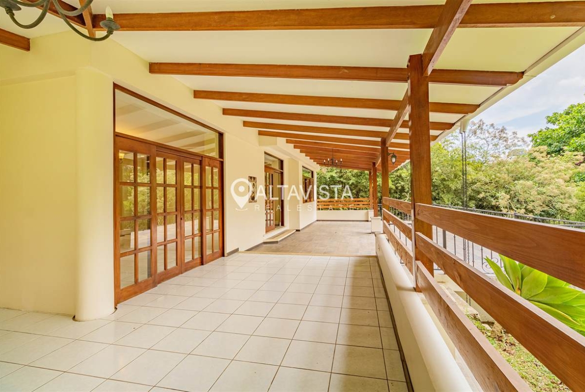 Casa en Venta Residencial Apacibles Valles