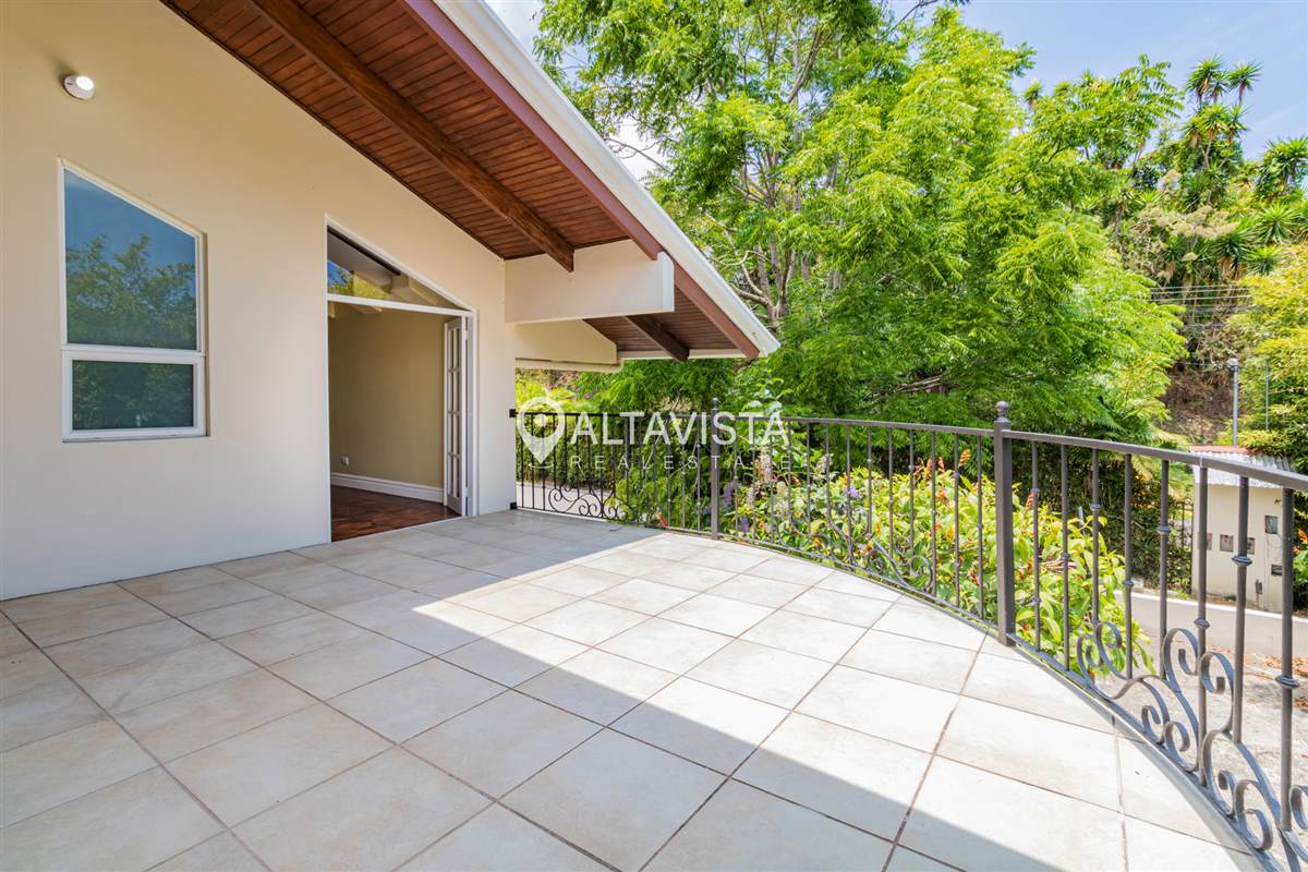 Casa en Venta Residencial Apacibles Valles