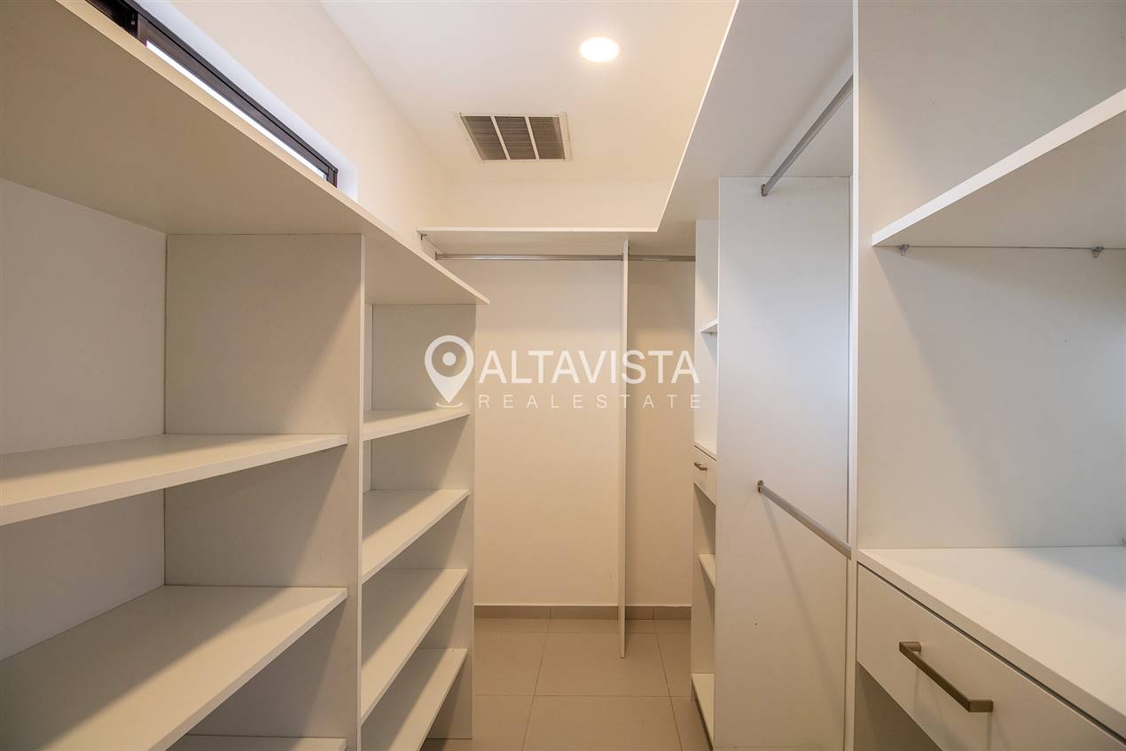 Casa en condominio Vía Ciprés