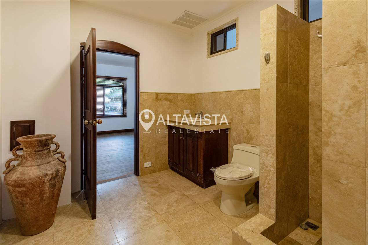 Casa en condominio Vía Ciprés