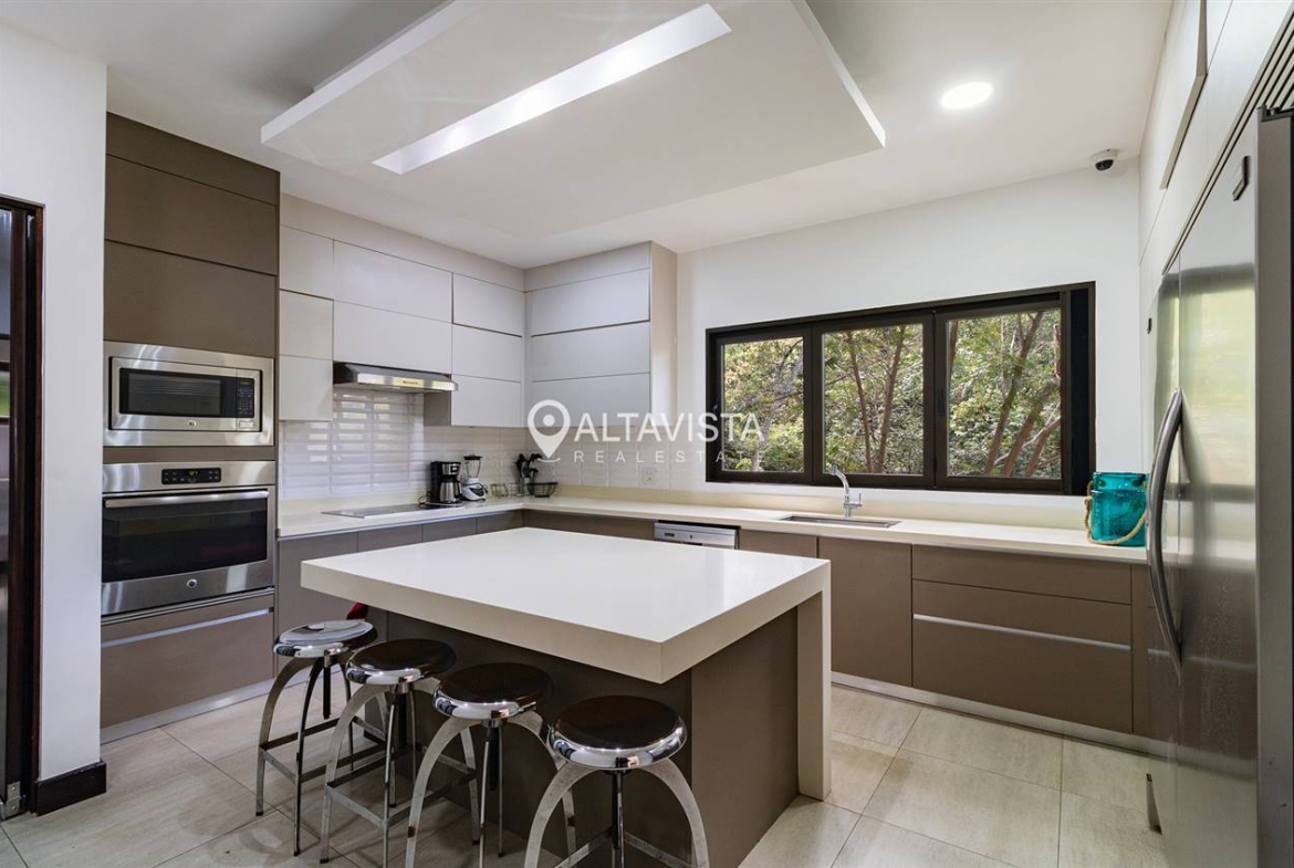 Casa en venta Condominio Lomas del Valle Santa Ana