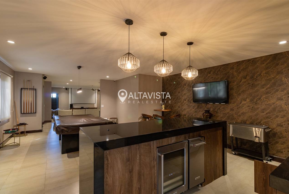 Casa en venta Condominio Lomas del Valle Santa Ana