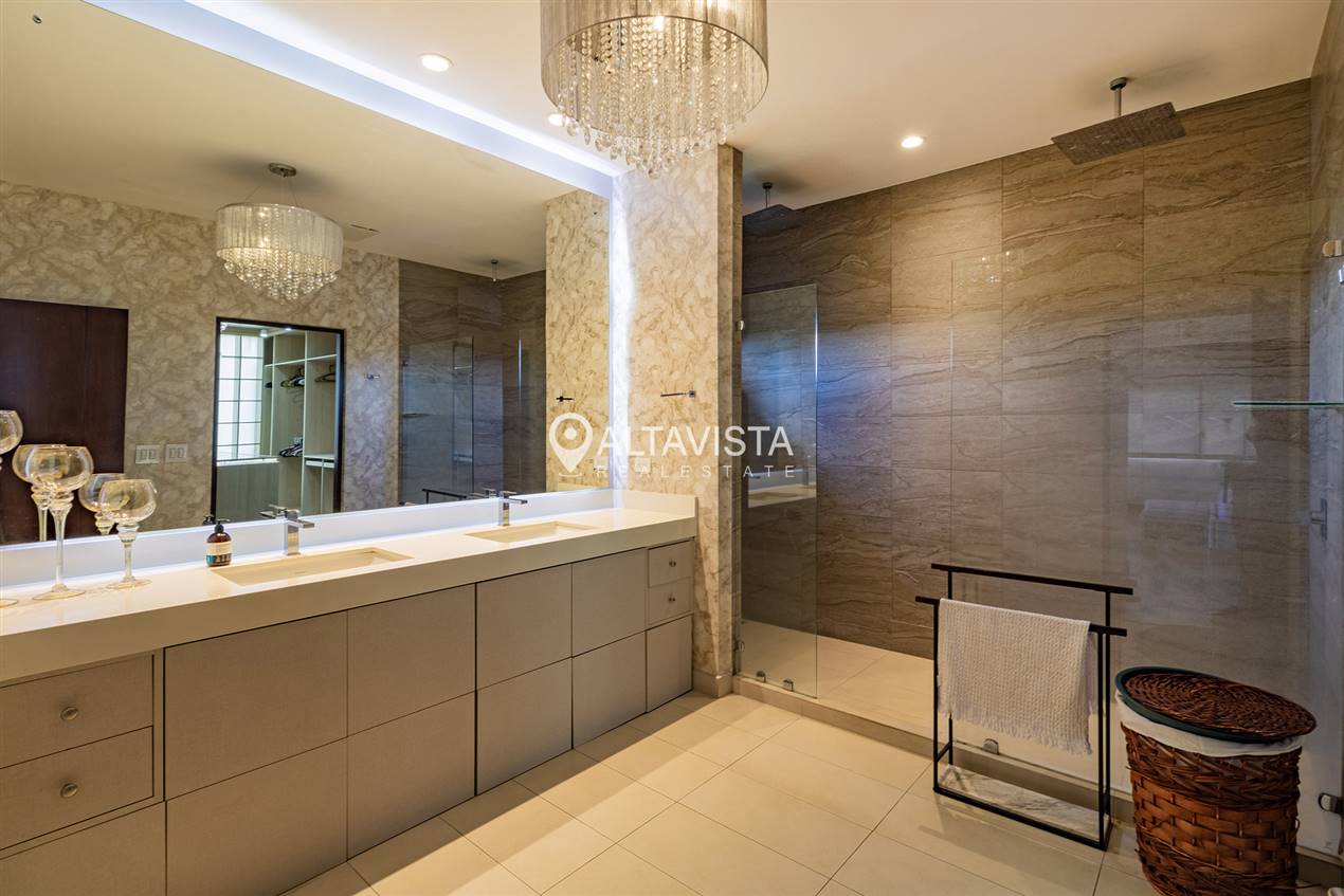 Casa en venta Condominio Lomas del Valle Santa Ana