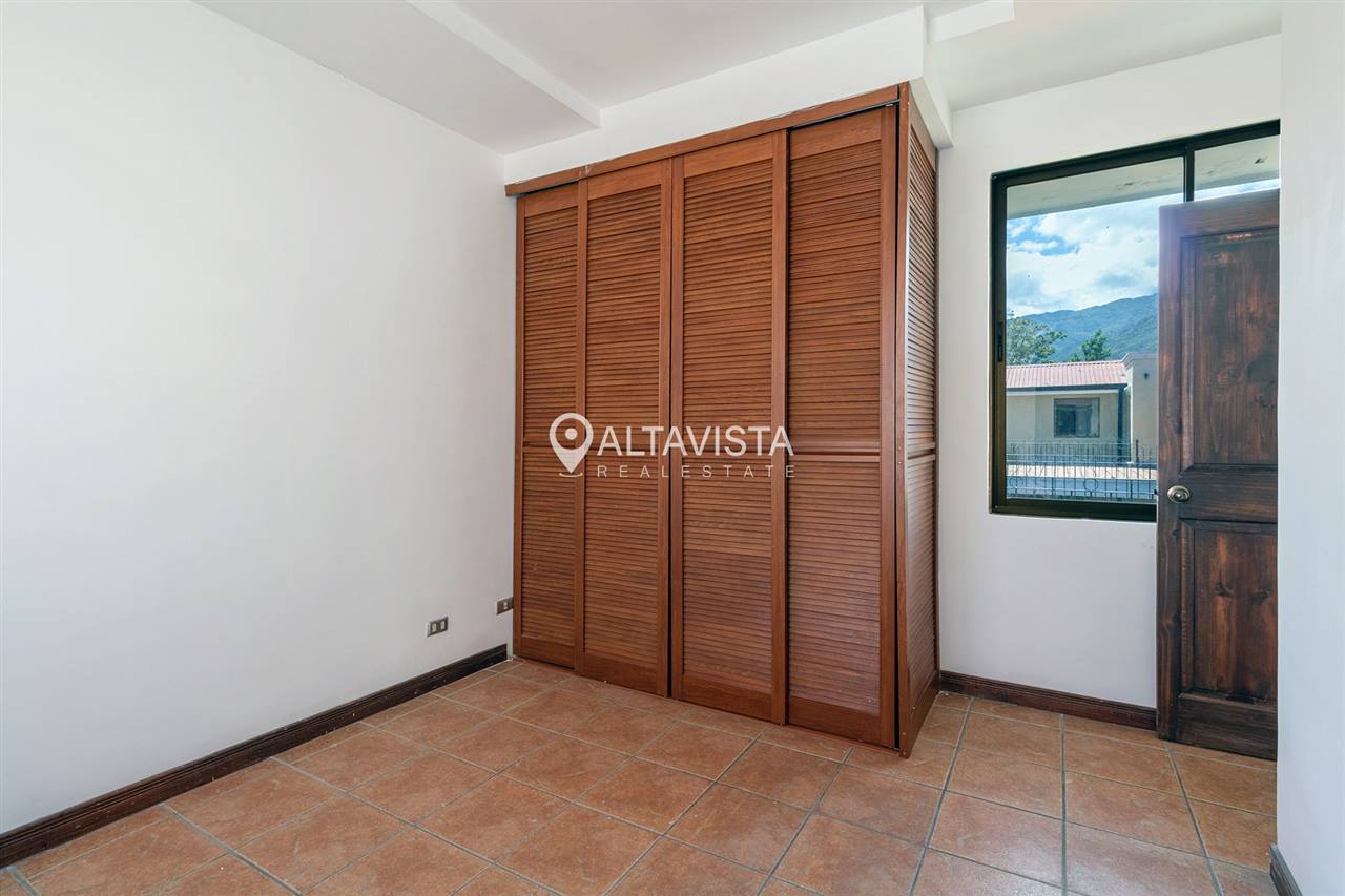 Casa en venta Condominio Río Oro, Santa Ana