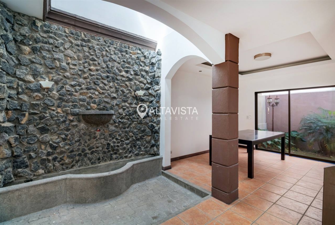 Casa en venta Condominio Río Oro, Santa Ana
