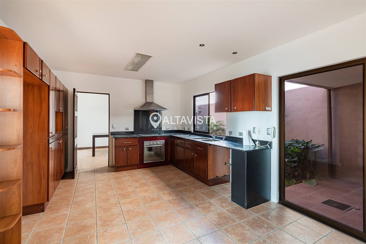 Casa en venta Condominio Río Oro, Santa Ana