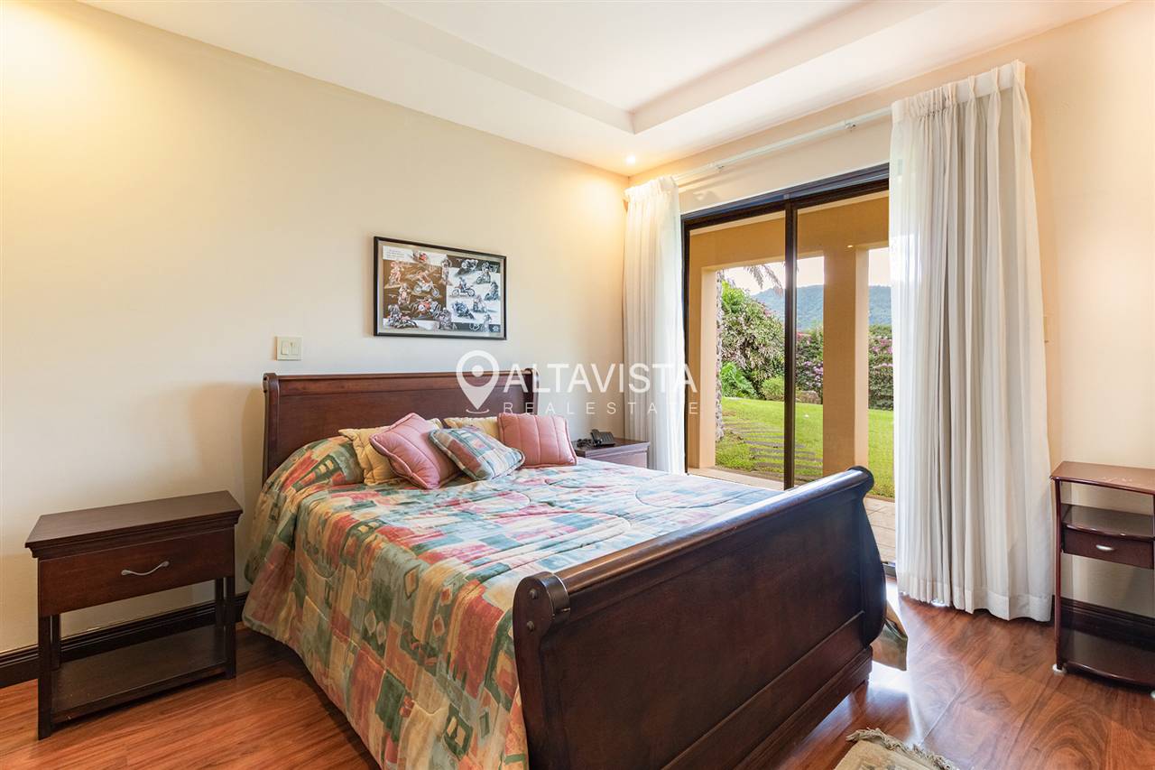 Casa en venta Guayacan real