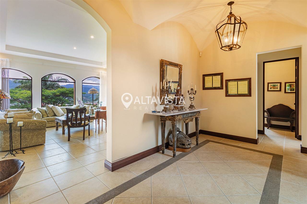 Casa en venta Guayacan real