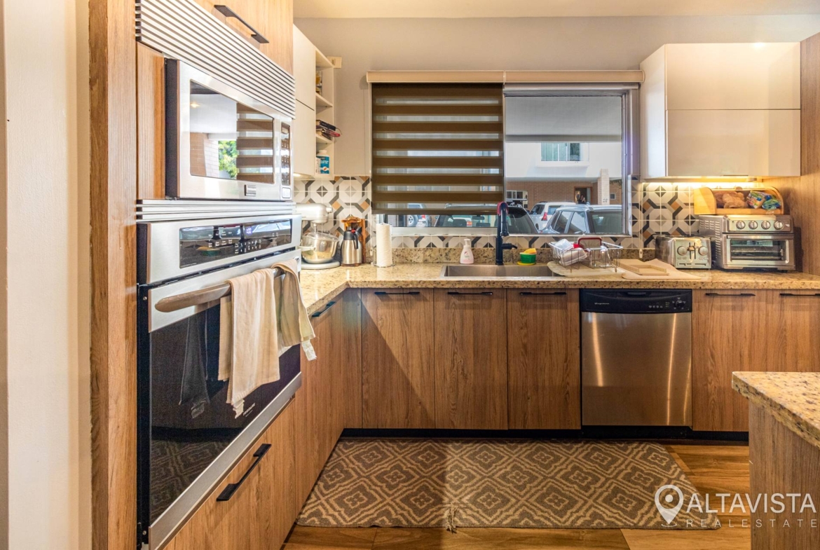 Casa en venta condominio Casa del sol santa ana