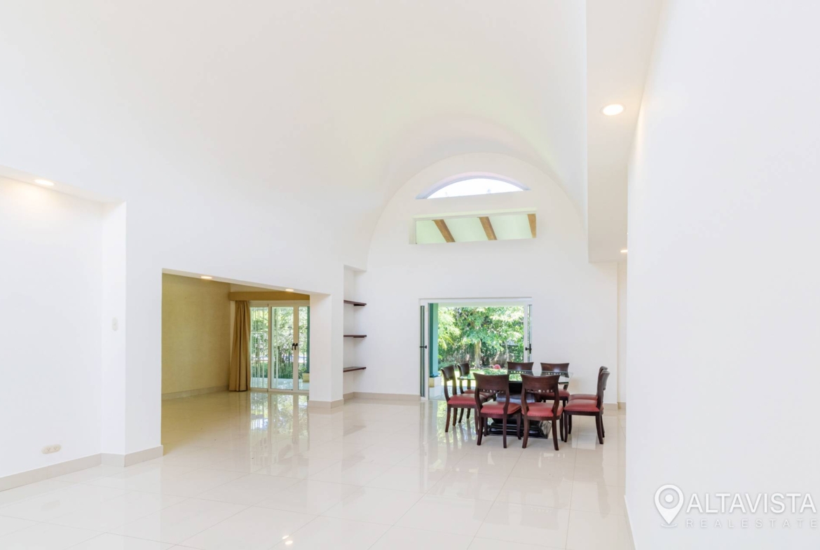 Casa en venta condominio valle del sol