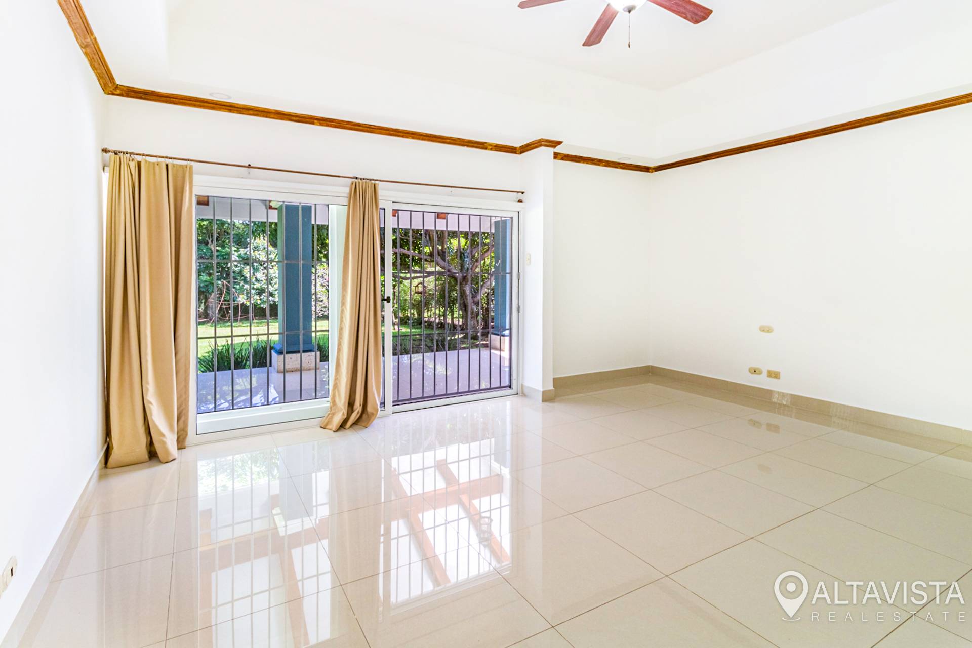 Casa en venta condominio valle del sol