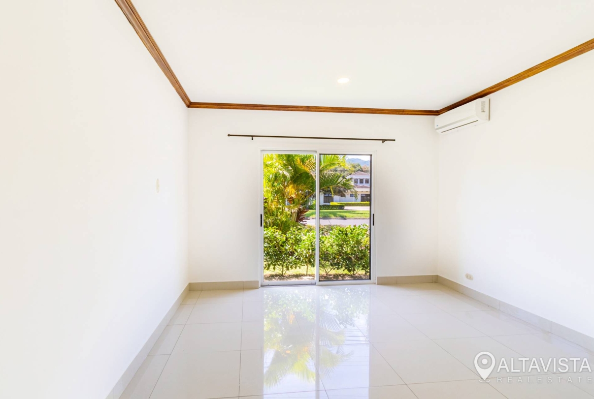 Casa en venta condominio valle del sol