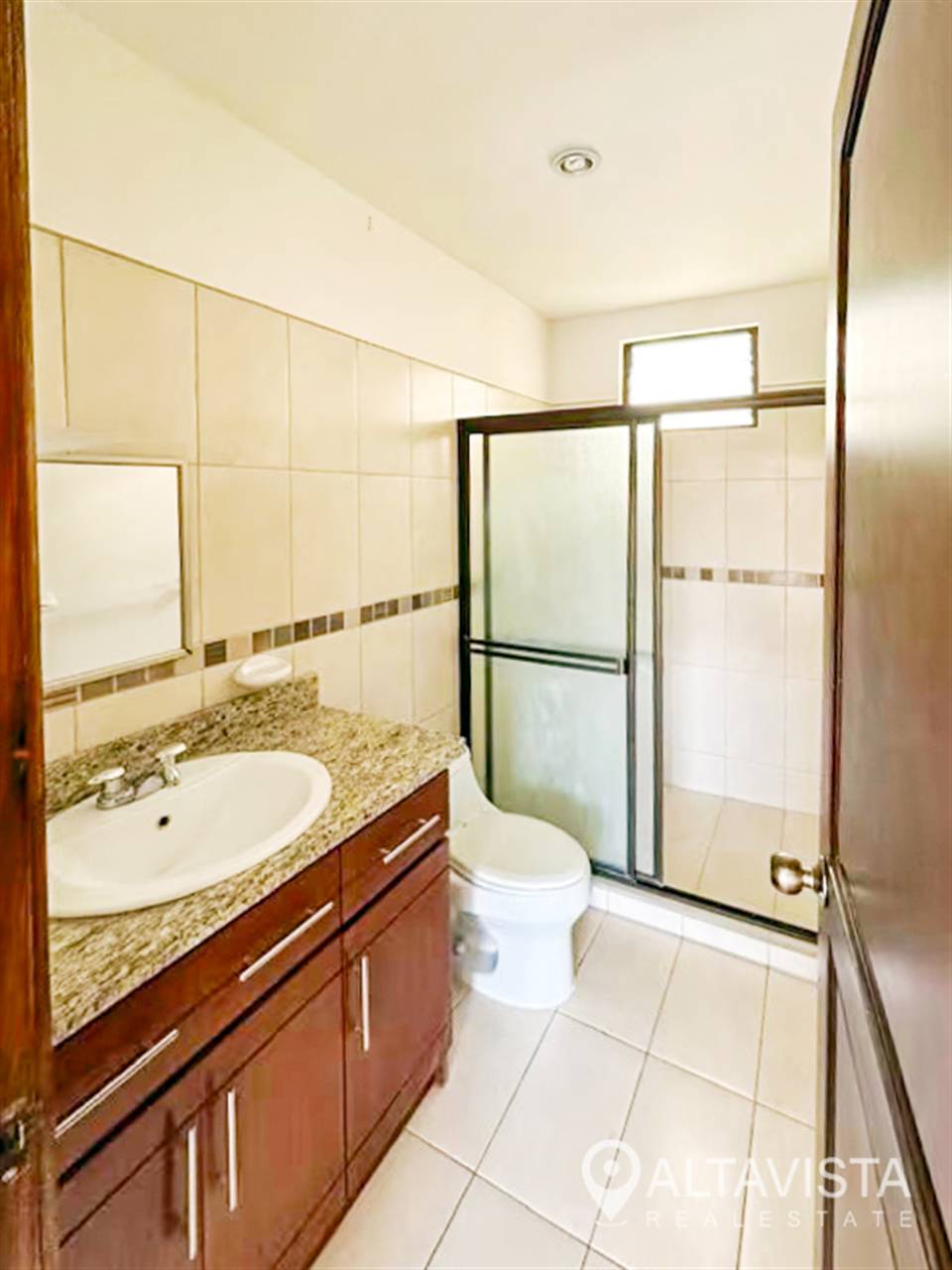 Condominio en Pinares de Curridabat