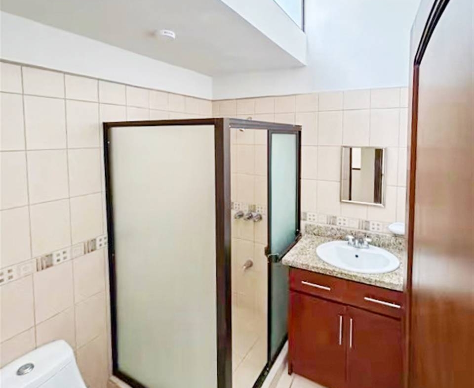 Condominio en Pinares de Curridabat