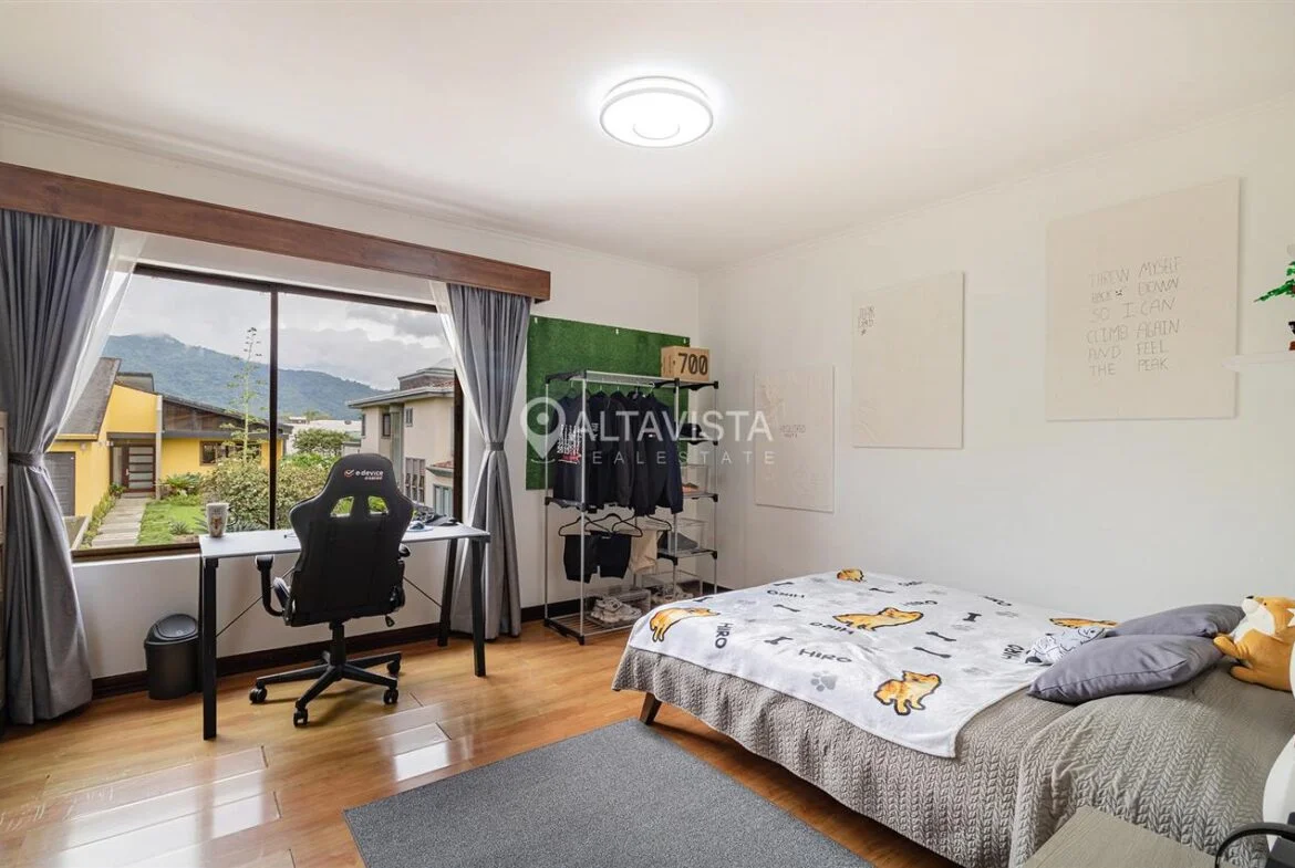 Condominio Cedro alto