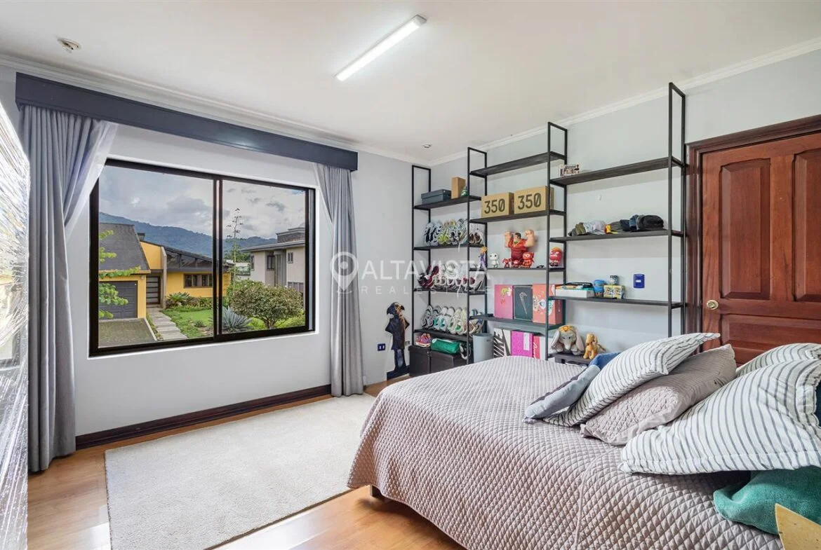 Condominio Cedro alto