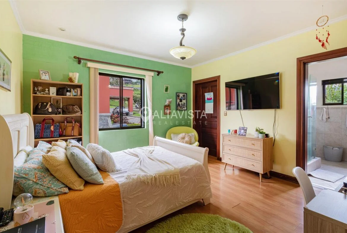 Condominio Cedro alto