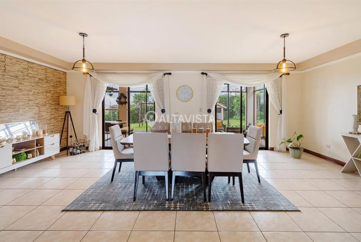 Condominio Cedro alto