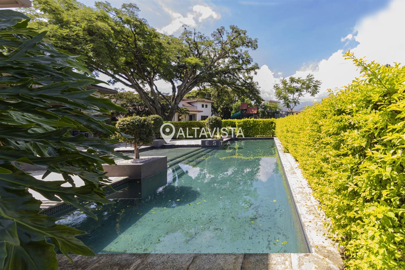 Condominio NYA Lindora