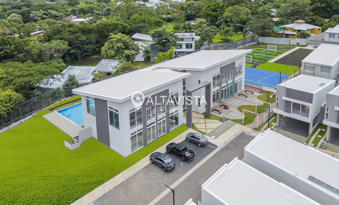 Condominio Nasara Río Oro