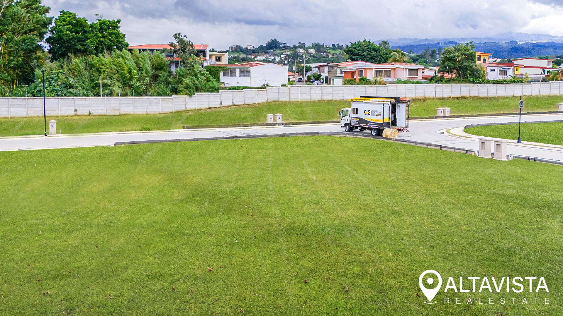 Condominio avenida del este