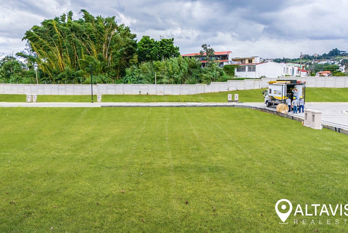 Condominio avenida del este