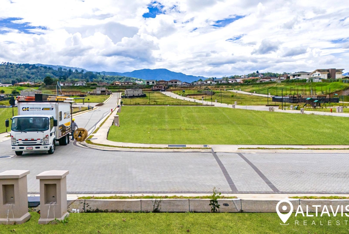 Condominio avenida del este