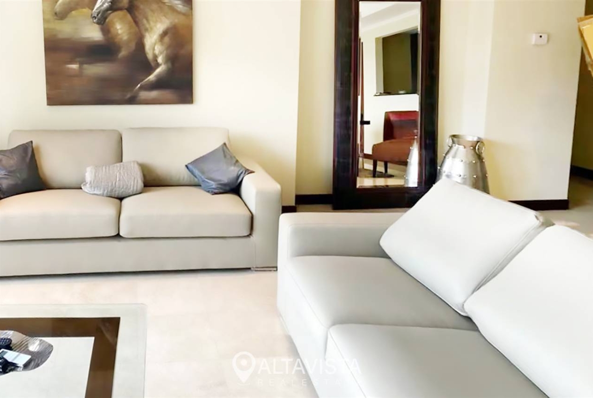 El Cortijo Los Laureles