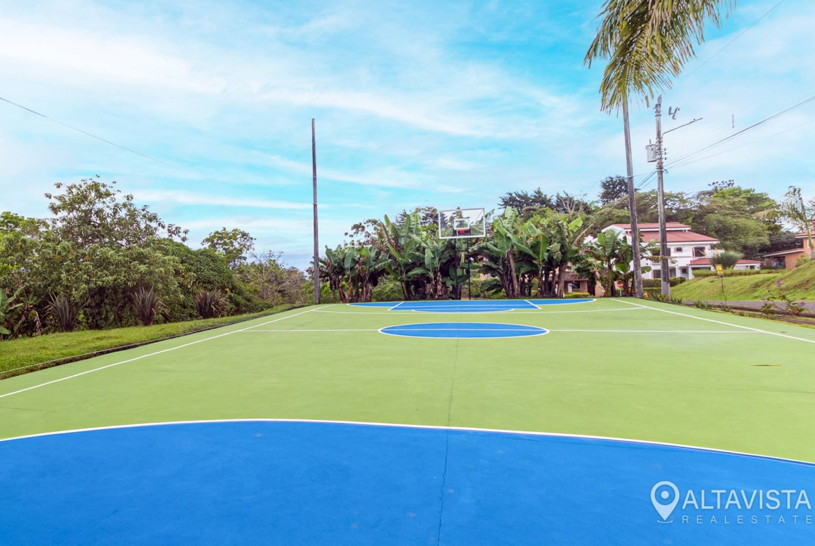 Lote en Montes de Oca