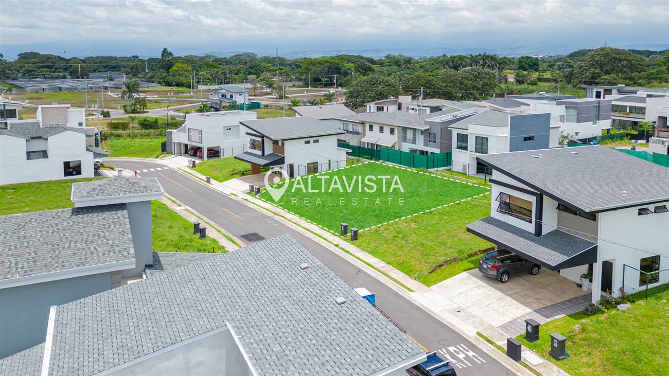 Lote en venta Condominio Villa del Sol