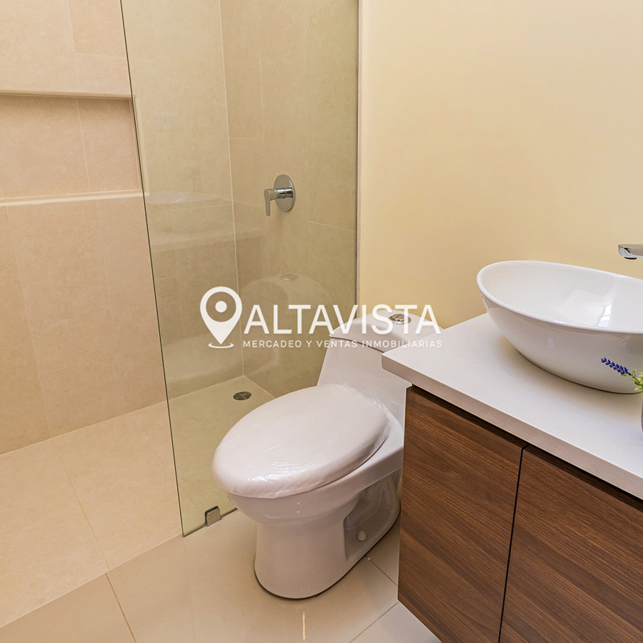 Casa en venta Condominio Puerto España Cartago