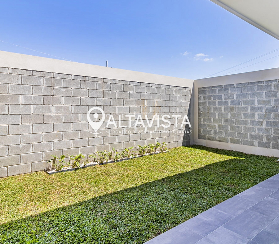 Casa en venta Condominio Puerto España Cartago